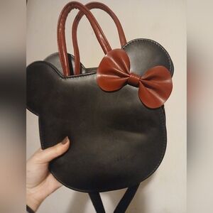 Bear shaped crossbody bag